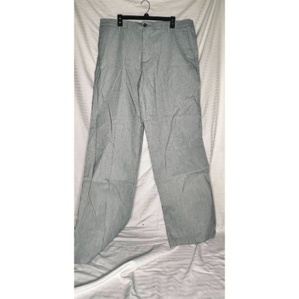 Dockers Gray and White Striped Straight Fit Pants Men's Size 38